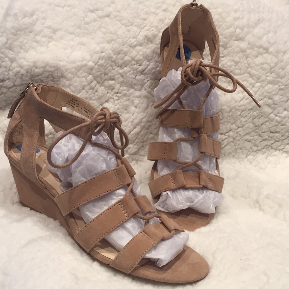 Nine West Blush Nude Wedge sandals sz 7.5